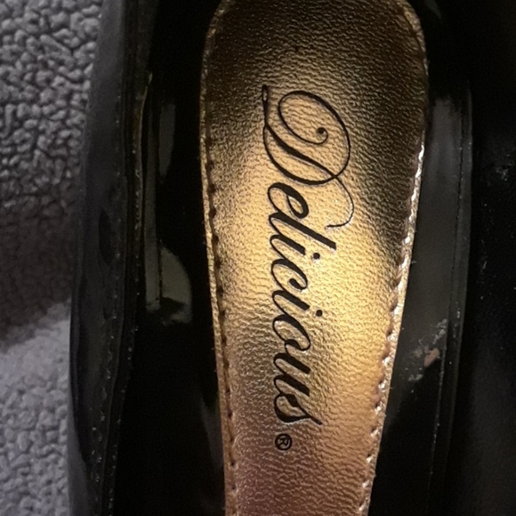 Delicious 4" heels open toe pumps - Picture 8 of 8